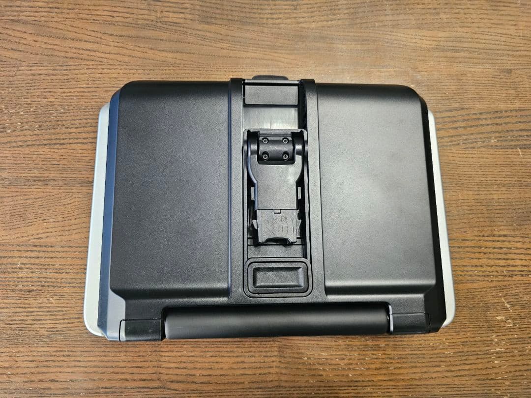 メルセデスベンツ　コンフォートシステム　テーブル、ベースメントセット