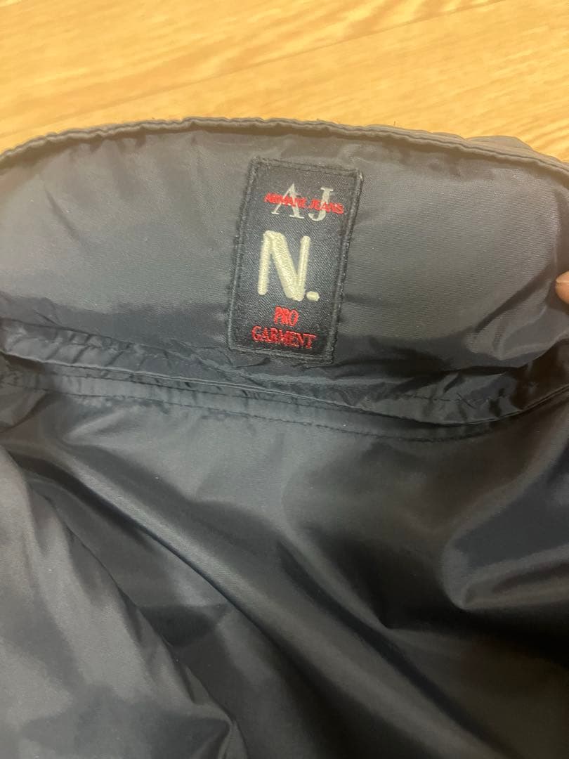 90s ARMANI JEANS ナイロンジャケット　短丈　ワイド　ネイビー