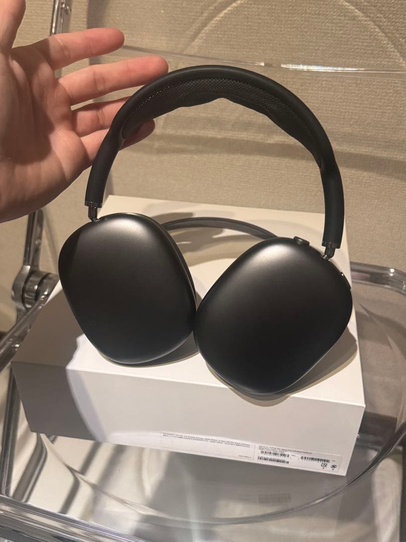 AirPods Max Apple ヘッドホン