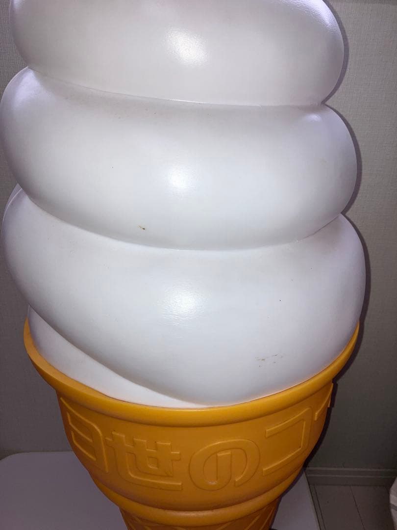 日世のコーンソフト　スタンド　ソフト クリーム 照明　看板　ライト