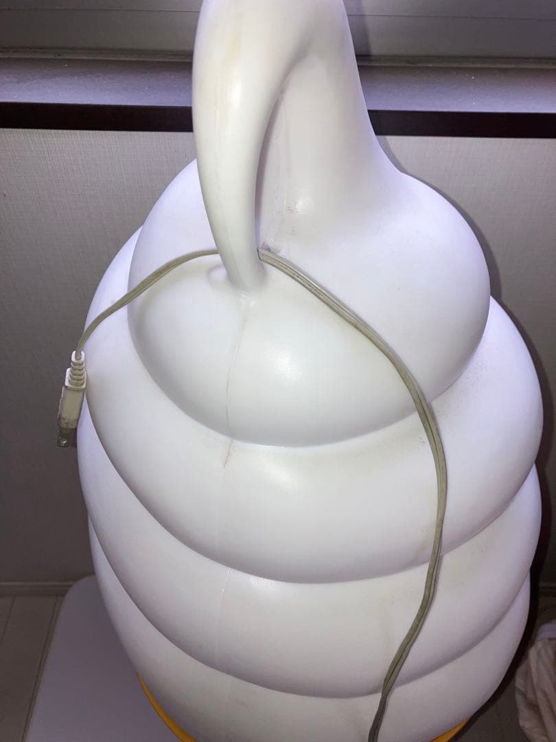 日世のコーンソフト　スタンド　ソフト クリーム 照明　看板　ライト