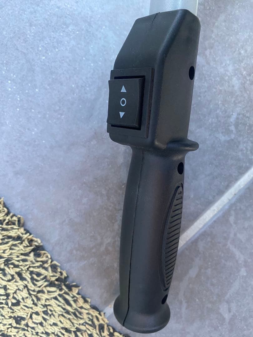 S*i様 トレーラー用電動ジョッキーホイール（稼働確認のみ未使用）