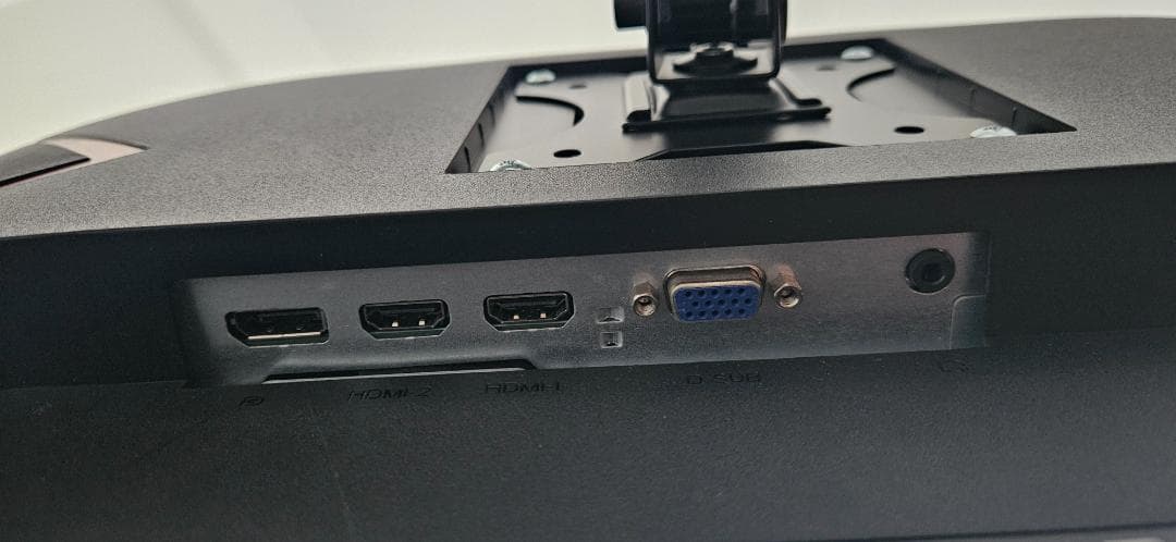 AOC 27インチゲーミングモニター(IPSパネル)