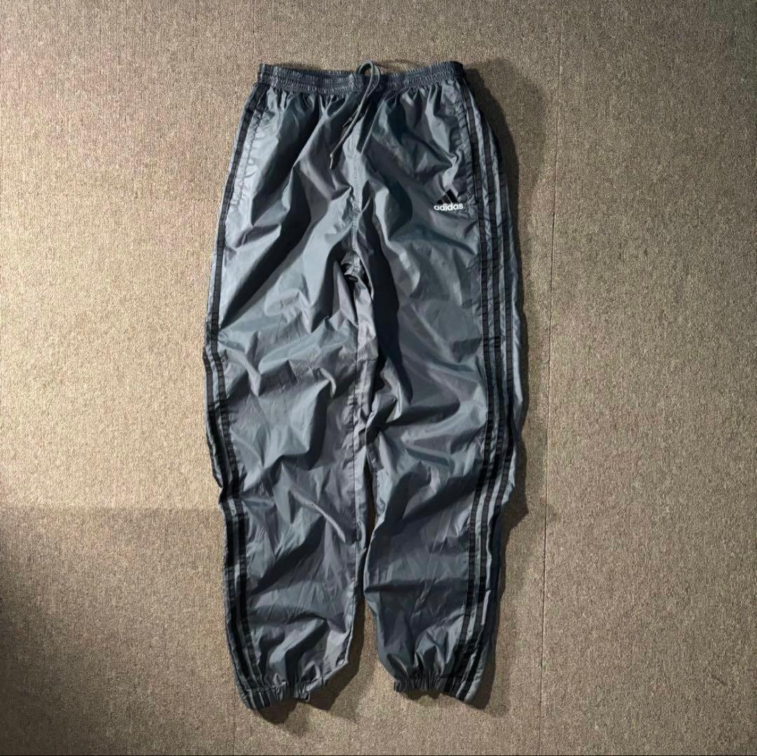 90s oldadidas 万国国旗タグ　ナイロンパンツ　グレー　US規格