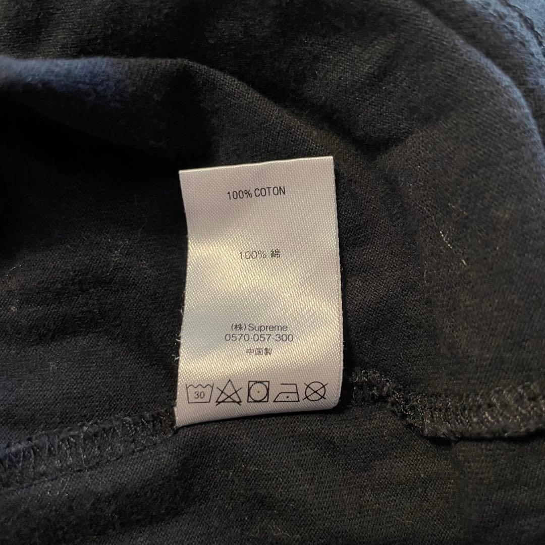 Supreme 黒 長袖シャツ　ロンT ワンポイント