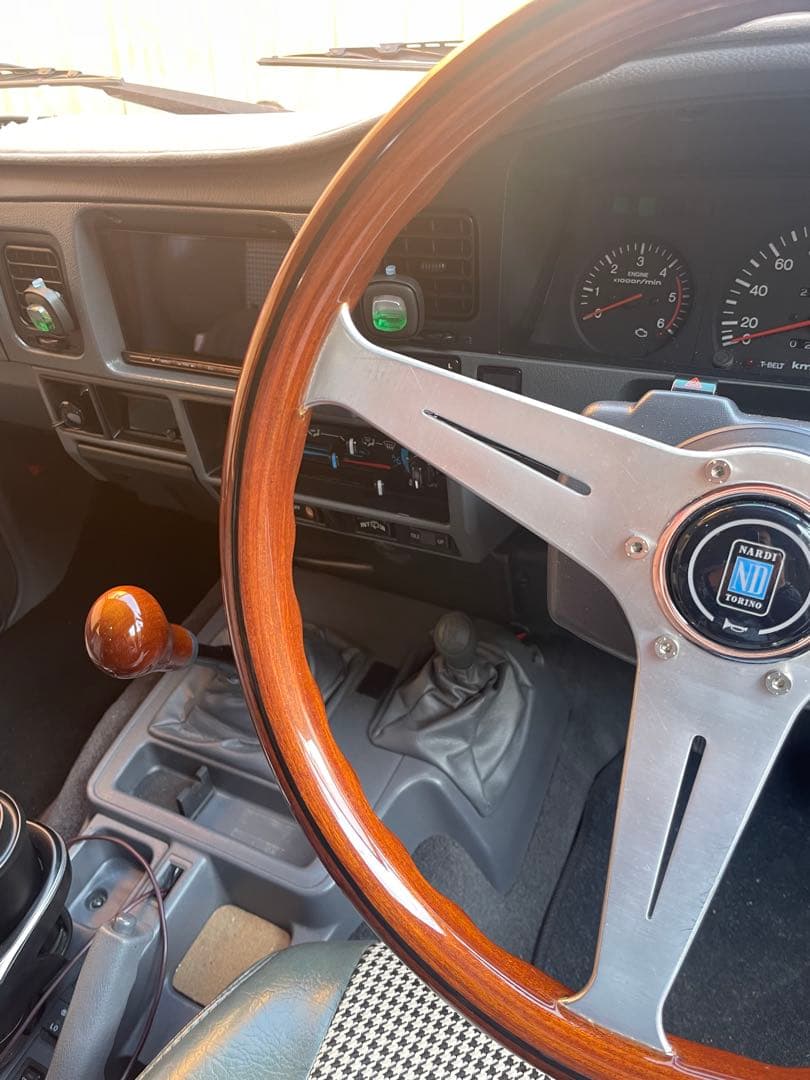 【大径 希少 正規品】φ39 ナルディクラシック　ウッドステアリング