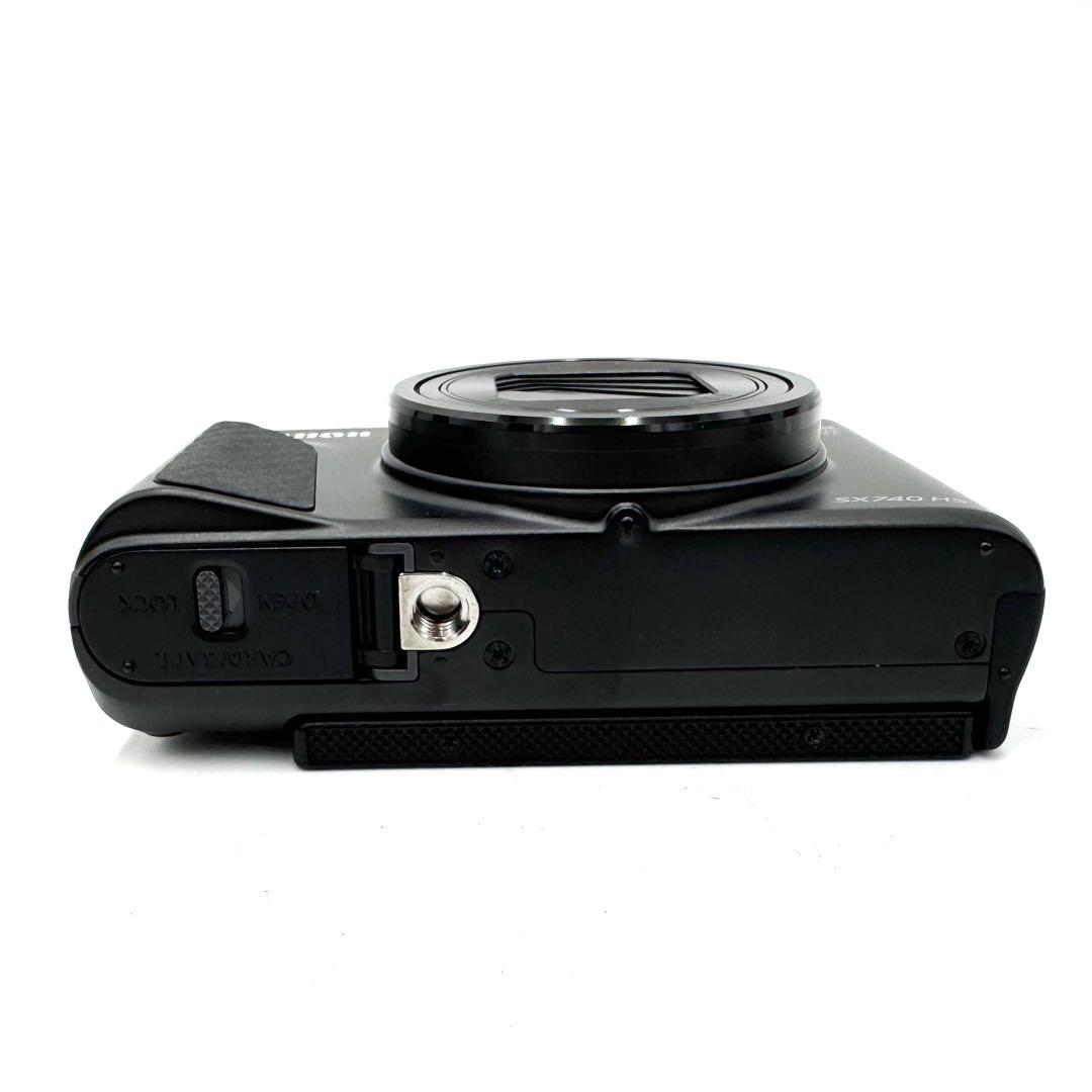 ほぼ未使用 Canon PowerShot SX740 HS ブラック キャノン