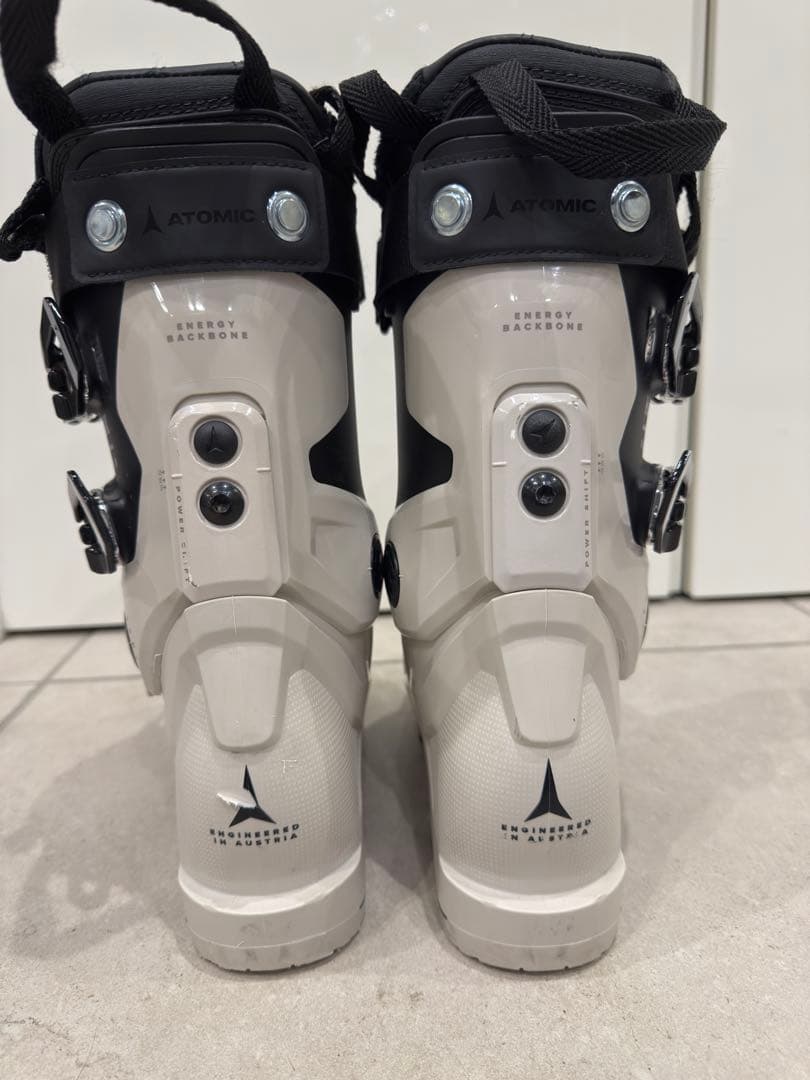 ATOMIC HAWX ULTRA 95s 23-23.5レディーススキーブーツ