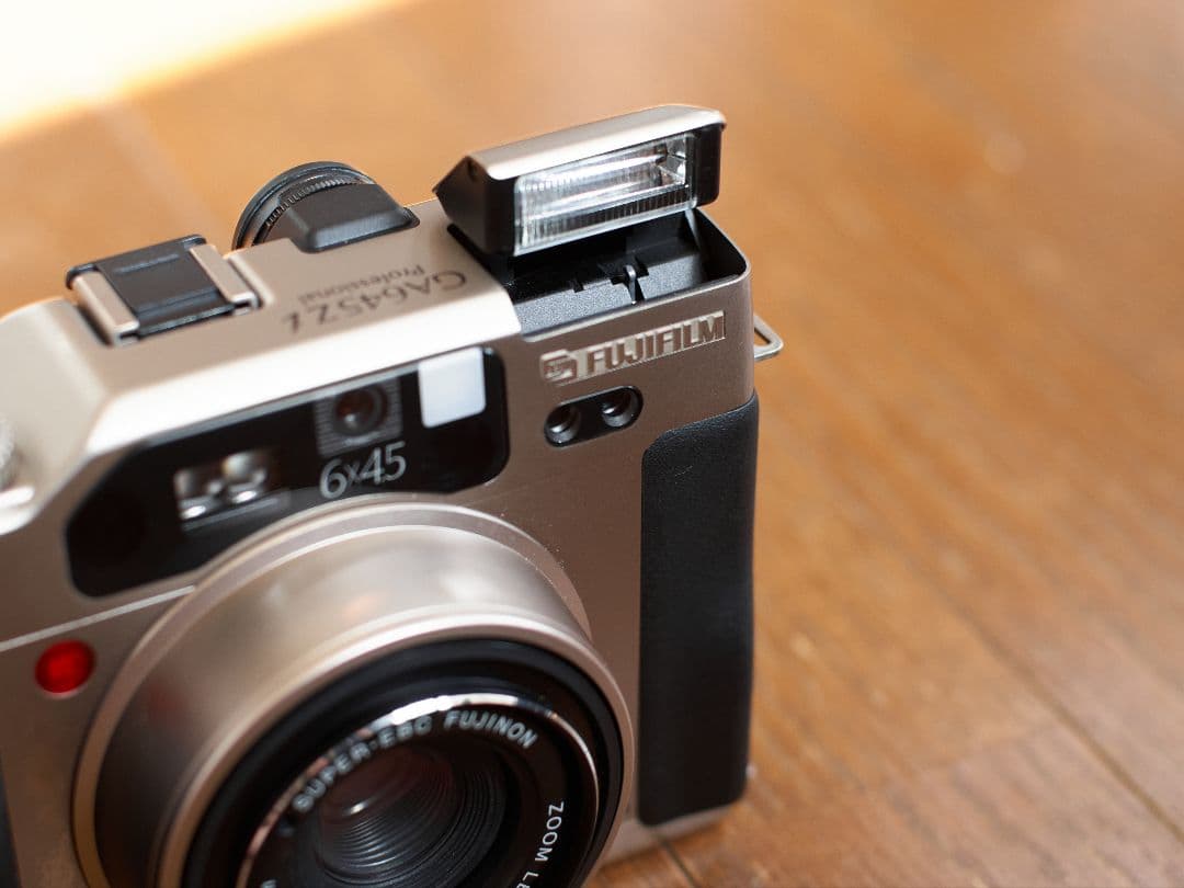 FUJIFILM GA645Zi Professional 中判フィルムカメラ