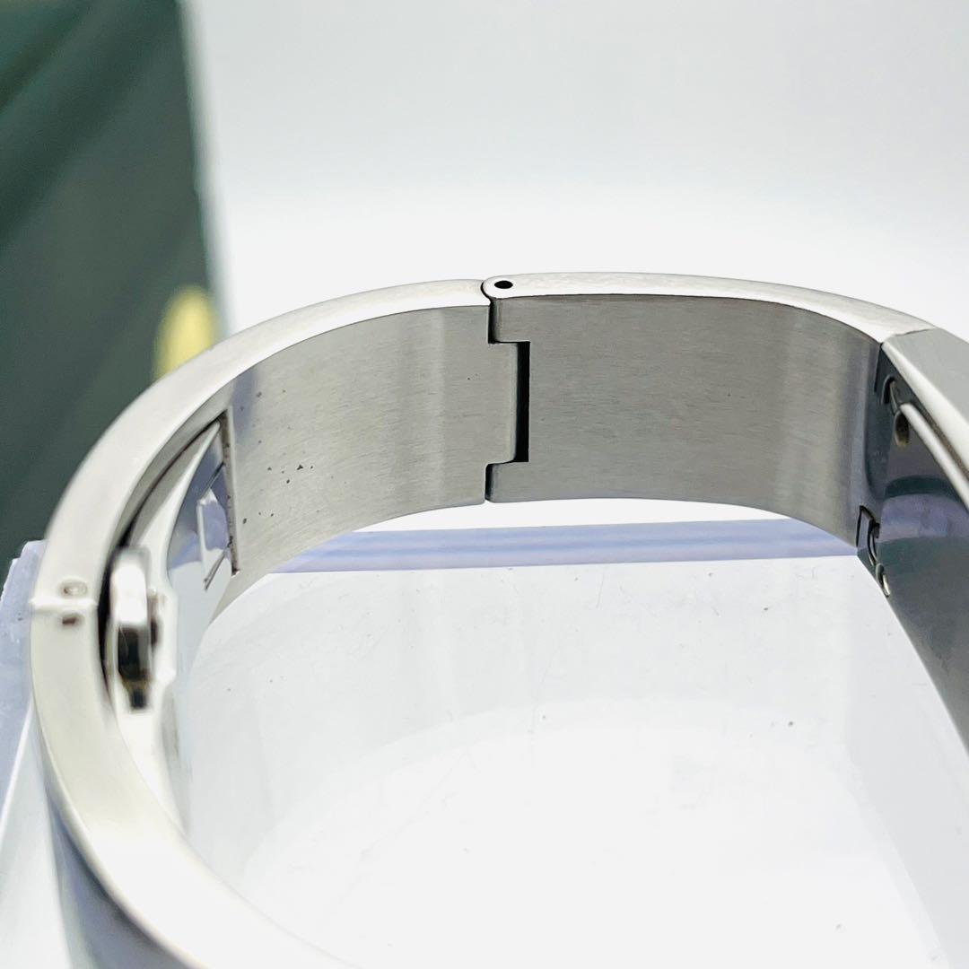 【美品/箱付/取説】GUCCI 2400S シルバーバングル　文字盤シルバー