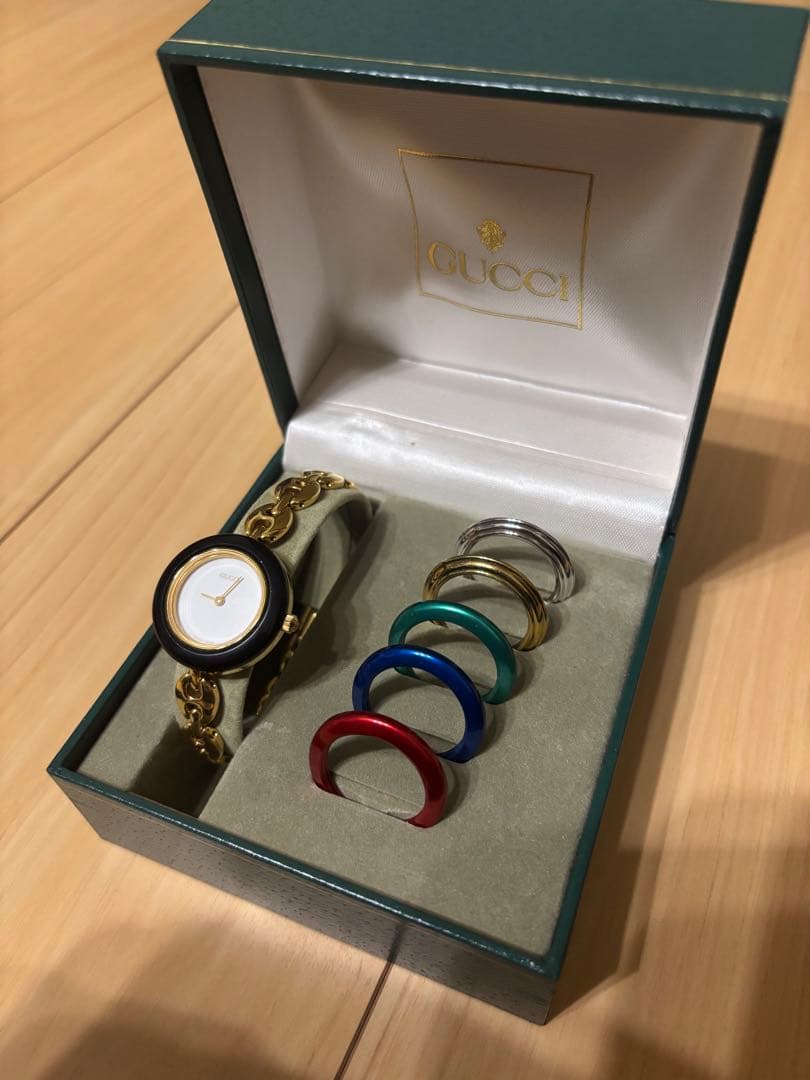 GUCCI チェンジベゼル 腕時計