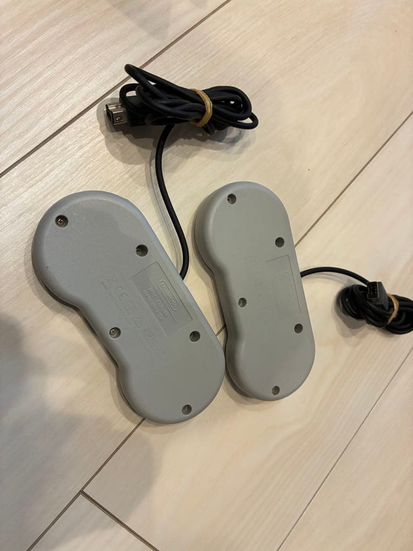 アダプタ付　Nintendo ニンテンドークラシックミニ スーパーファミコン