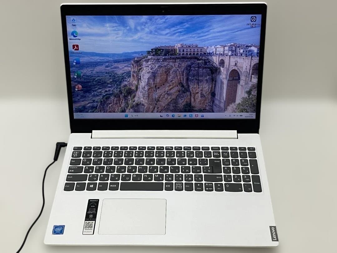 Lenovoノートパソコン 10世代Celeron/8GB/NVMe/Win11