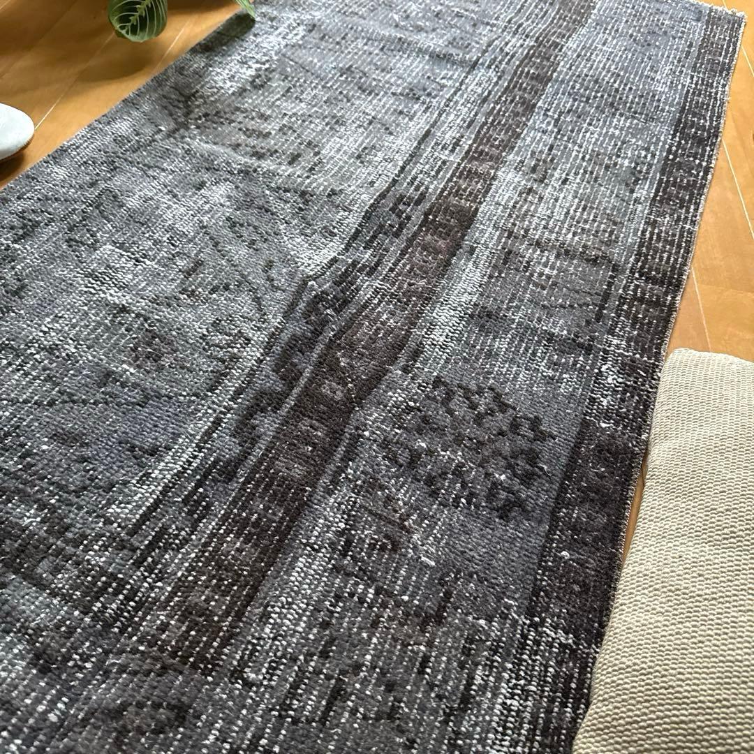 62×137.5 ダークグレイオーバーダイ　ボタニカル　トルコヴィンテージラグ