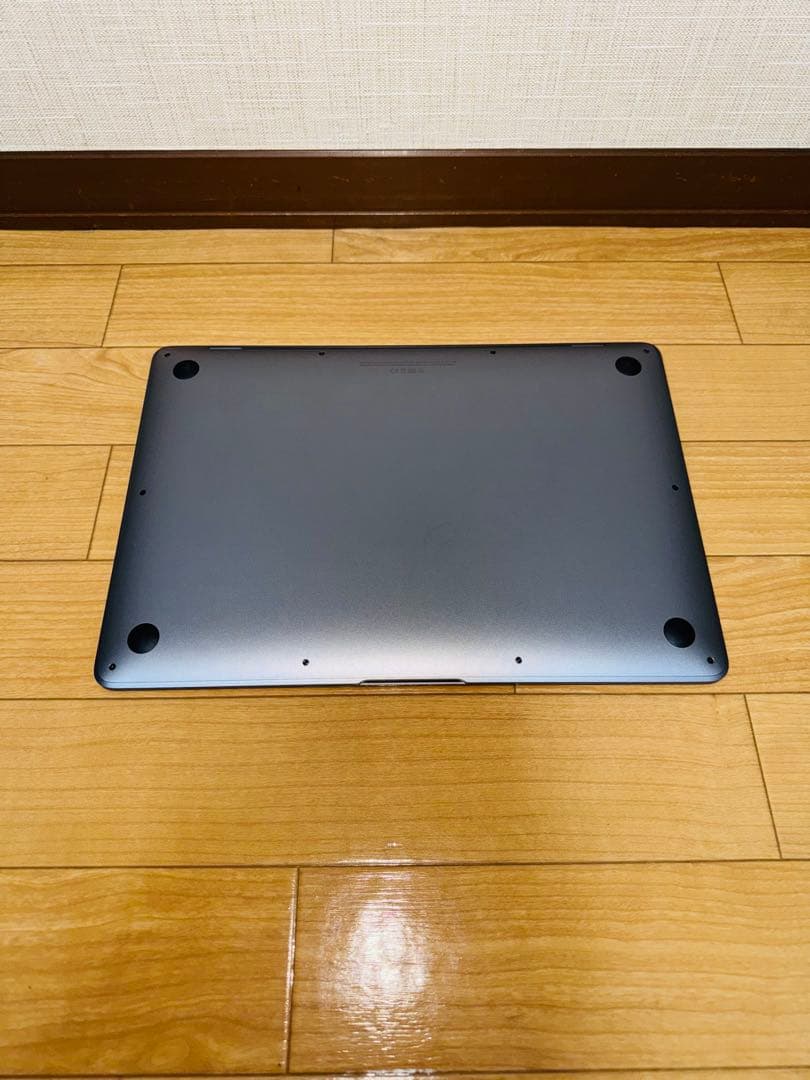 【美品】 MacBook Air 13.3 MGN63J/A スペースグレイ