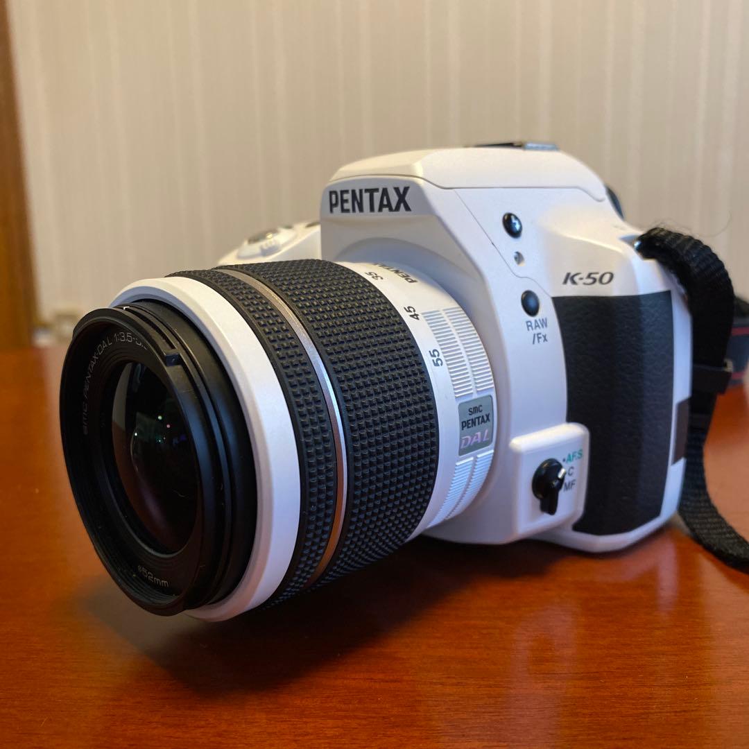 PENTAX K-50 ホワイト デジタル一眼レフカメラ