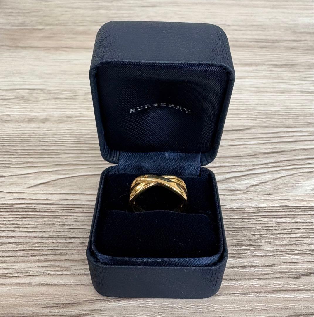 美品 バーバリー ゴールド　18k 刻印　クロスデザインリング