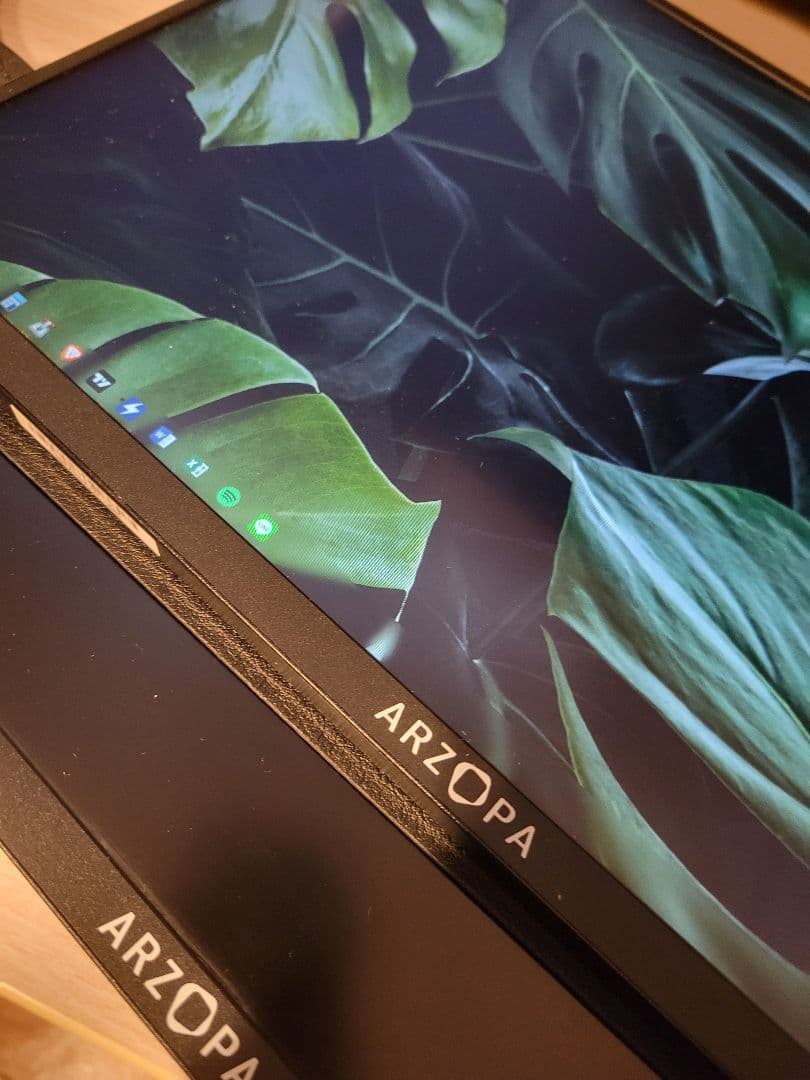 ARZOPA 15.6インチ モバイルディスプレ 3台 + アルミスタンド 付き