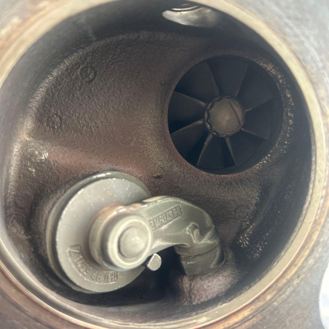 アウディ Q3 8U 2.0TFSI クワトロ タービン