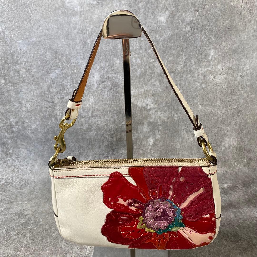 COACH コーチ フラワーモチーフ 刺繍 ハンドバッグ　アクセサリーポーチ