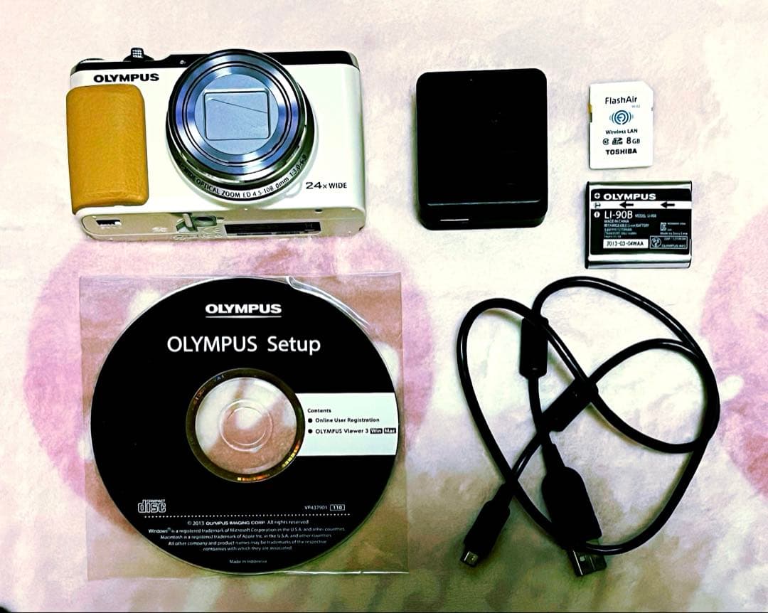 OLYMPUS STYLUS SH-60 5-AXIS（メモリーカード付）