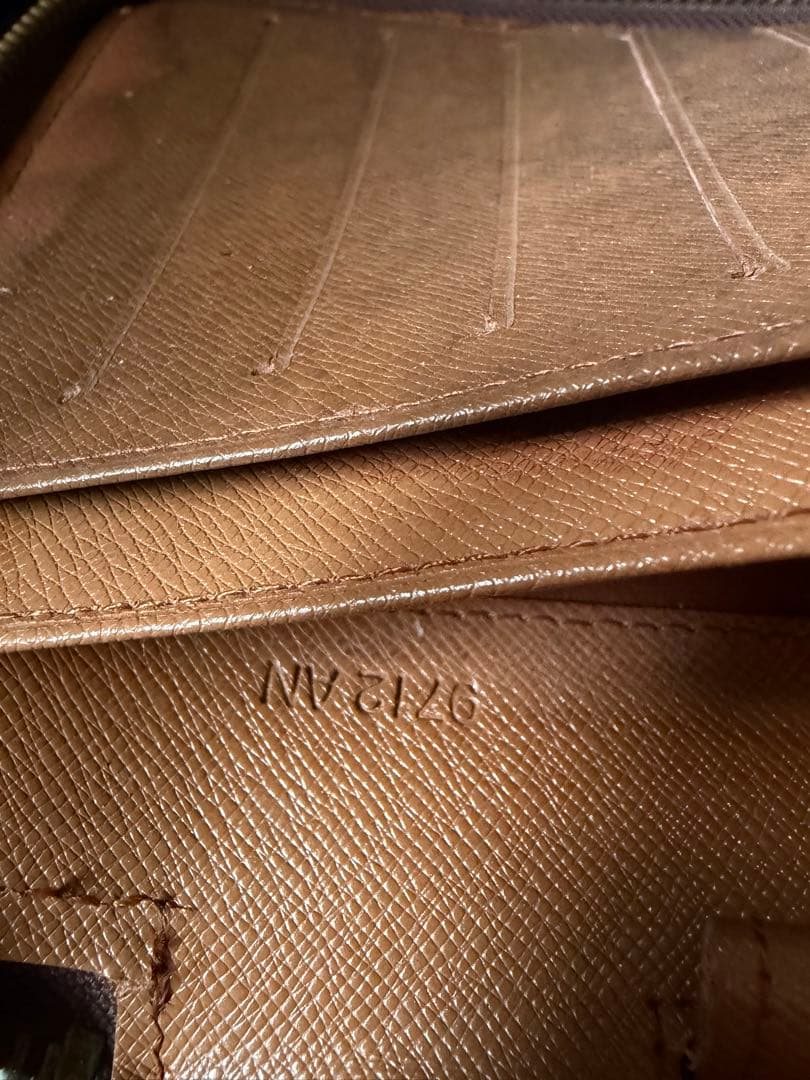 LOUIS VUITTON モノグラム長財布　オーガナイザー　美品本日削除