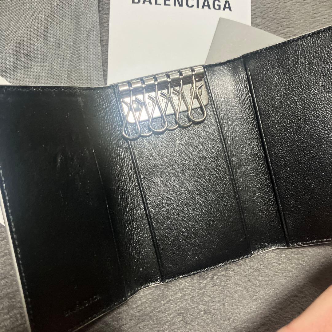 バレンシアガ　ラメ　グリッター　キラキラ　銀　キーケース　キーリング鍵 0705