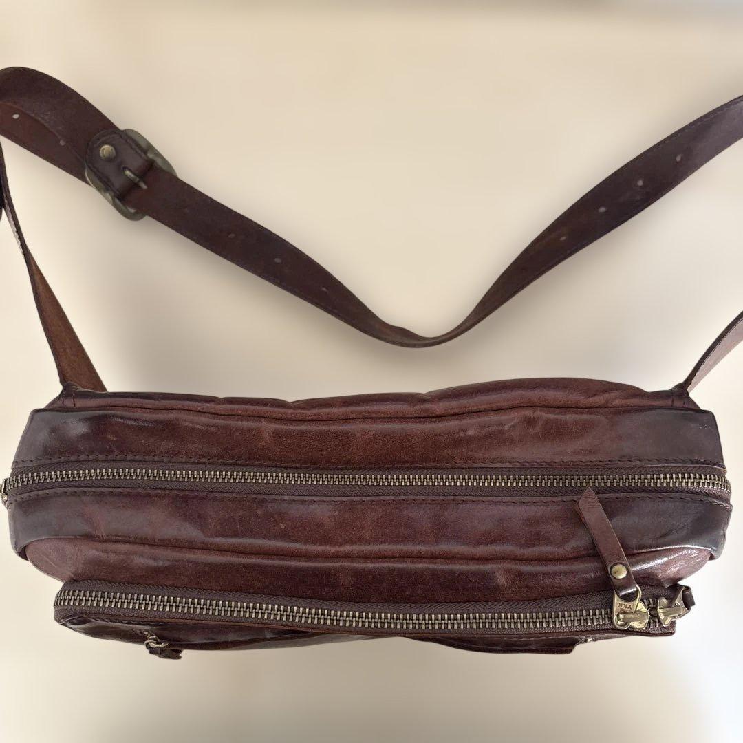 プ*ン様 レザー　ボディーバッグ　チョコ色　RYU