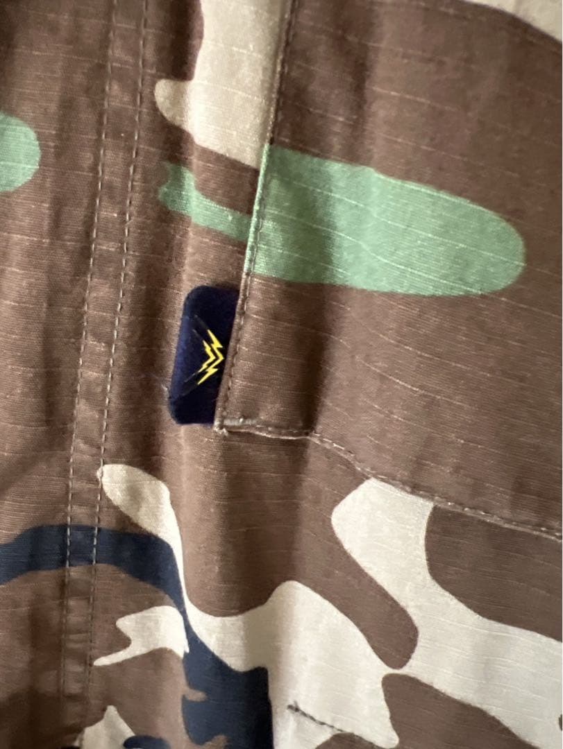 M.W.O.B.H.M キルティングライナー付き迷彩ジャケット XL