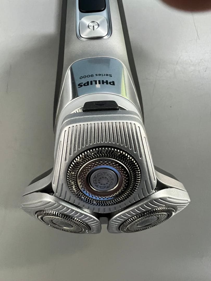 Philips Shaver series 9000 S9985 展示品未使用