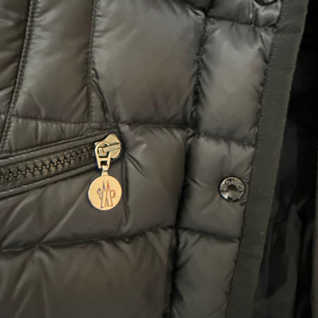 美品 MONCLER モンクレール HERMINE ブラック ダウンジャケット