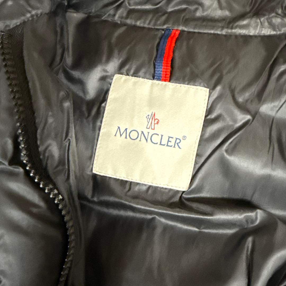 美品 MONCLER モンクレール HERMINE ブラック ダウンジャケット