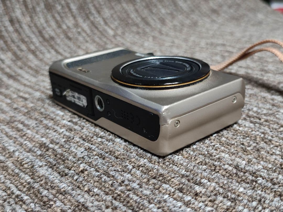 CASIO EXILIM EX-ZR300 デジタルカメラ