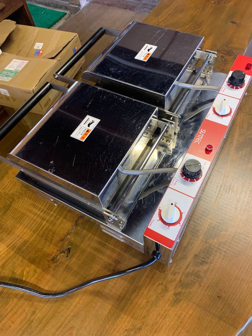 サンテック ベルジャンワッフルベーカー SBW-200-4 テフロン加工