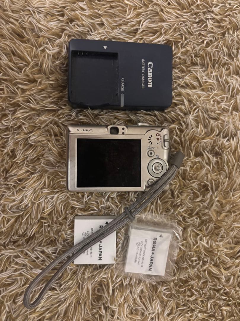 デジタルカメラ canon IXY Digital70