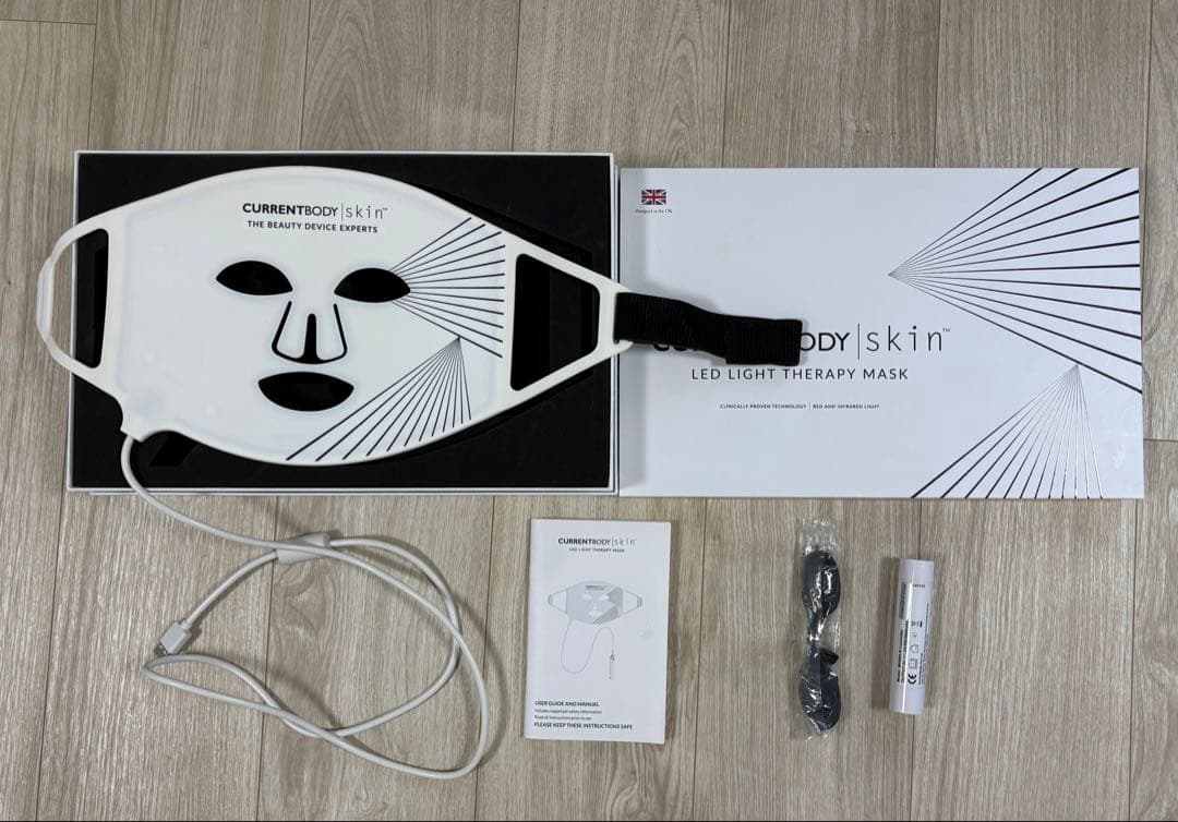 ボディ・フェイスケア CURRENTBODY LED Light Therapy Mask