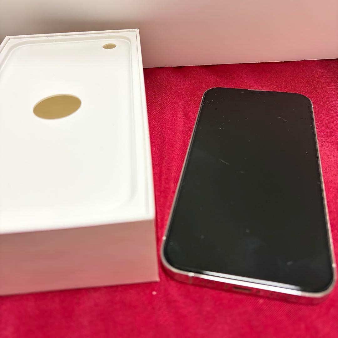 美品　iPhone 13 Pro、512GB本体　シルバー　SIMフリー