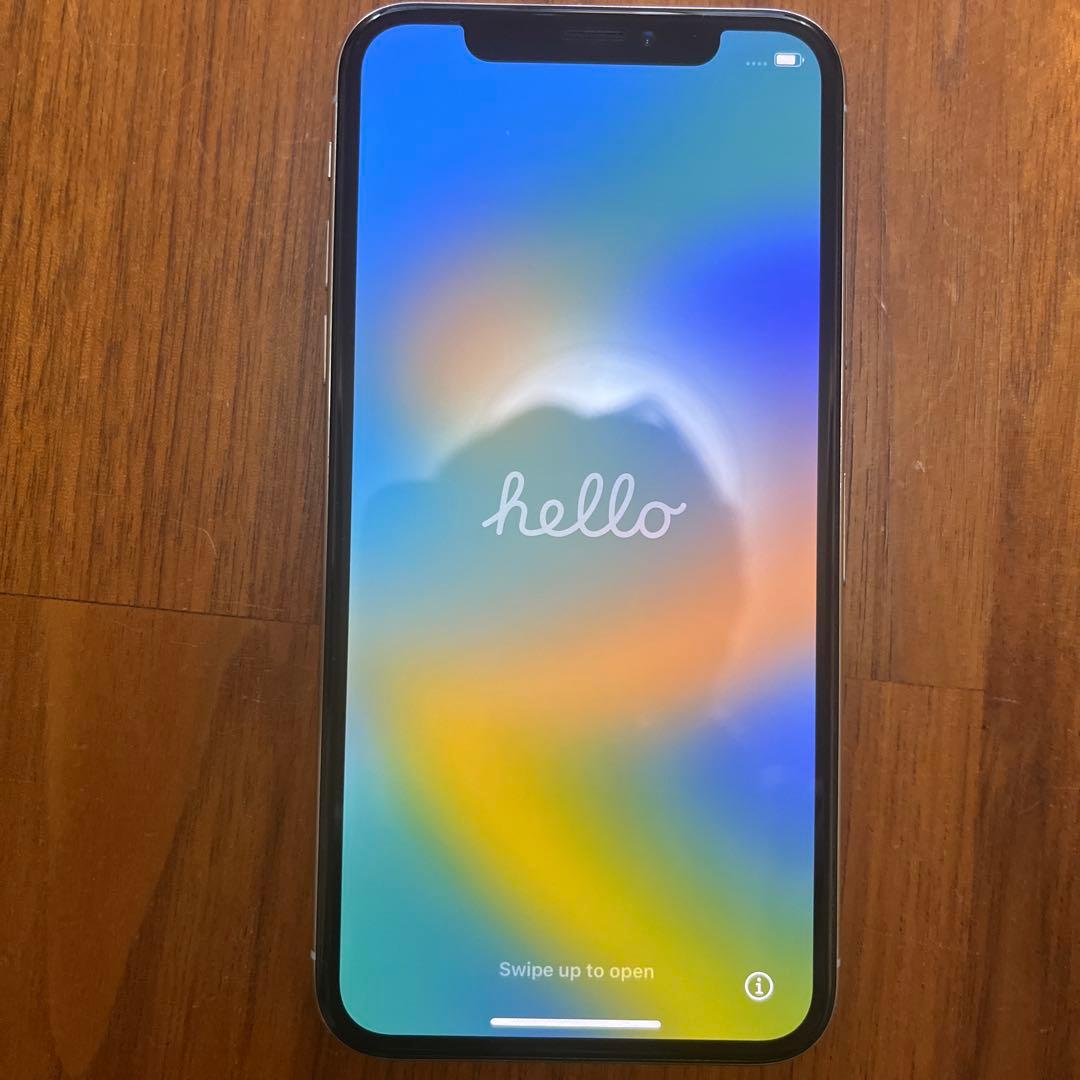 Ui Apple iPhone X シルバー 本体