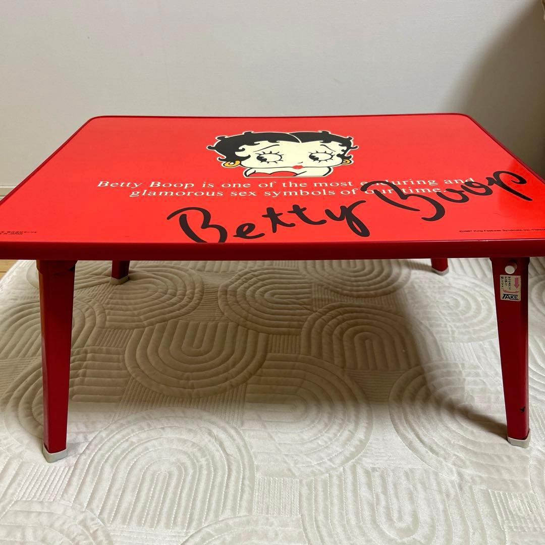 チャールズ様 ベティちゃん　レトロサンリオ折りたたみテーブル