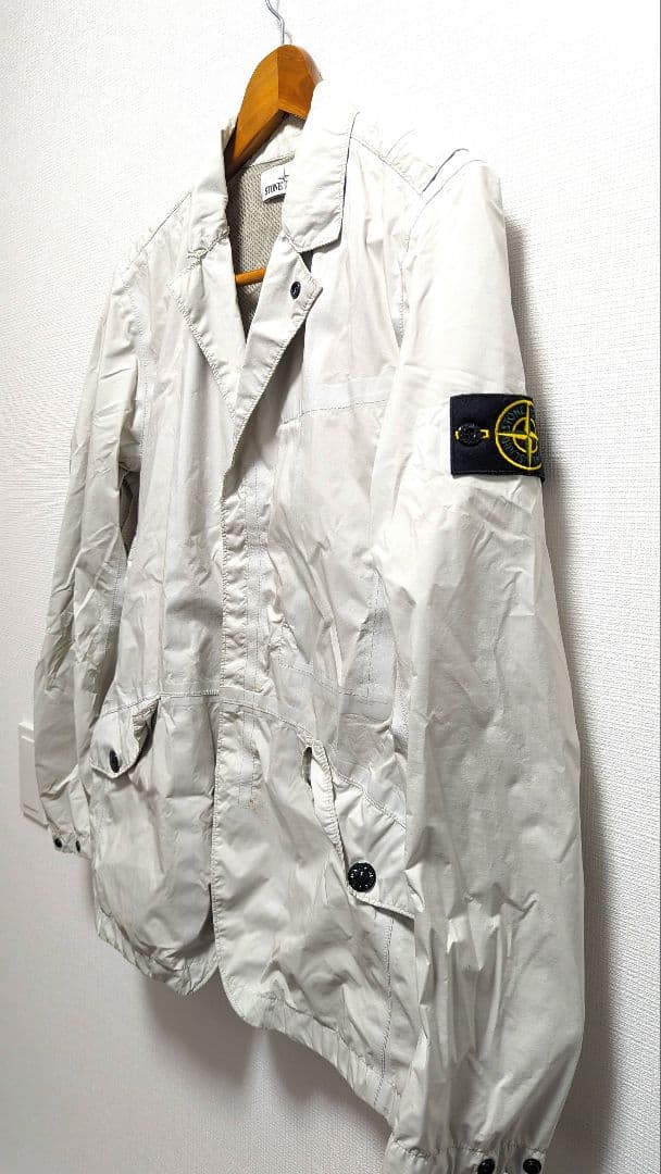 【良品】ストーンアイランド ナイロンジャケット Mサイズ