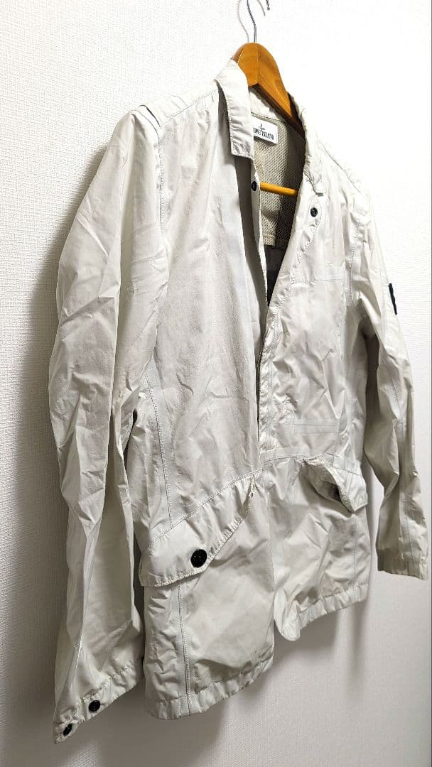 【良品】ストーンアイランド ナイロンジャケット Mサイズ