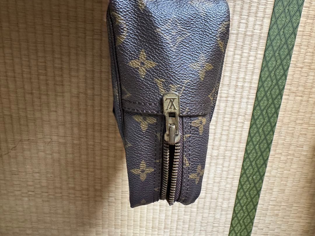 Louis Vuitton レザーポーチ モノグラム 28 cm