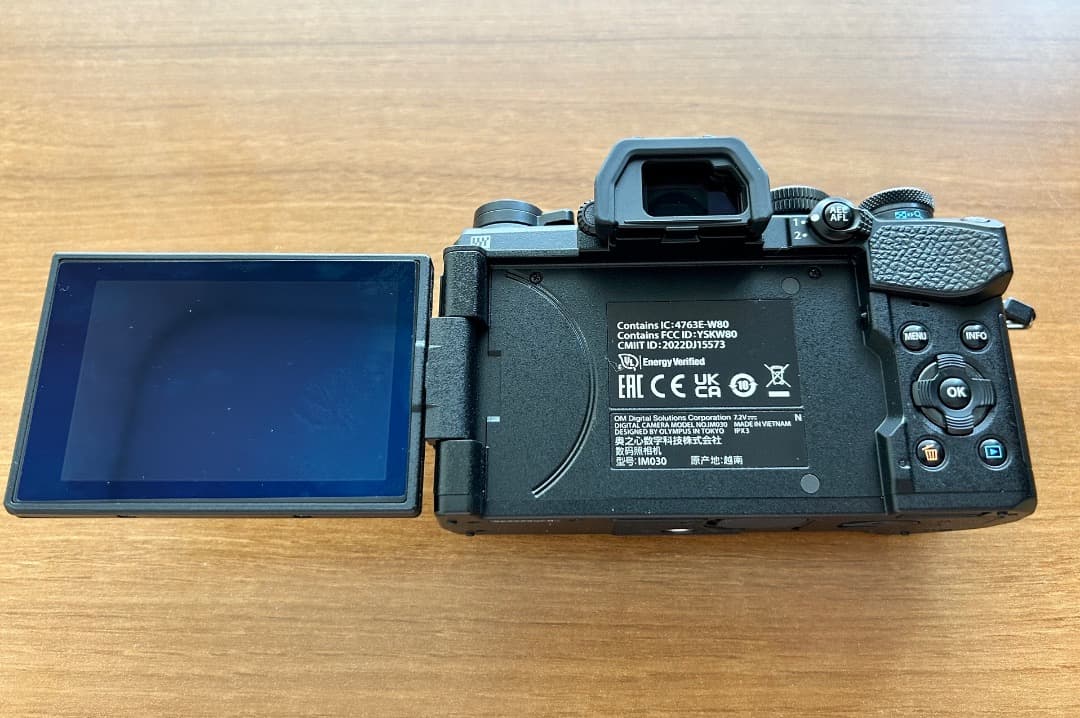 OM System OM-5 本体 Black