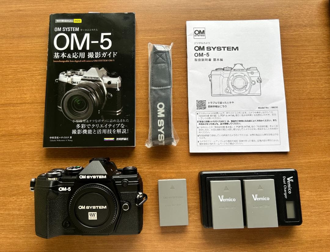 OM System OM-5 本体 Black