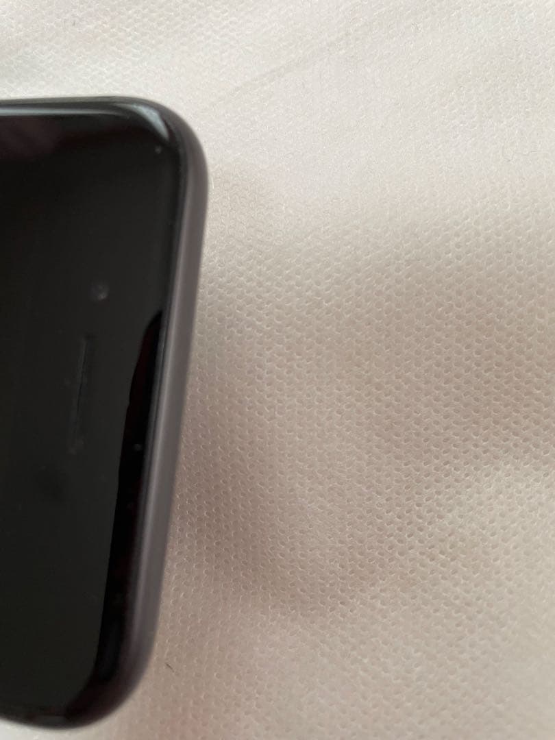 Apple iPhone 8 スペースグレー　64G