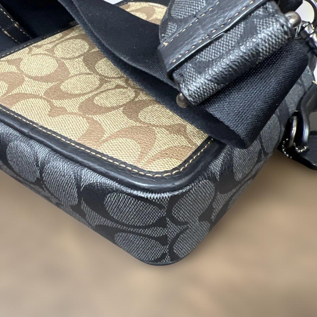 【美品】コーチ ショルダーバッグ ベージュ ブラック【COACH】