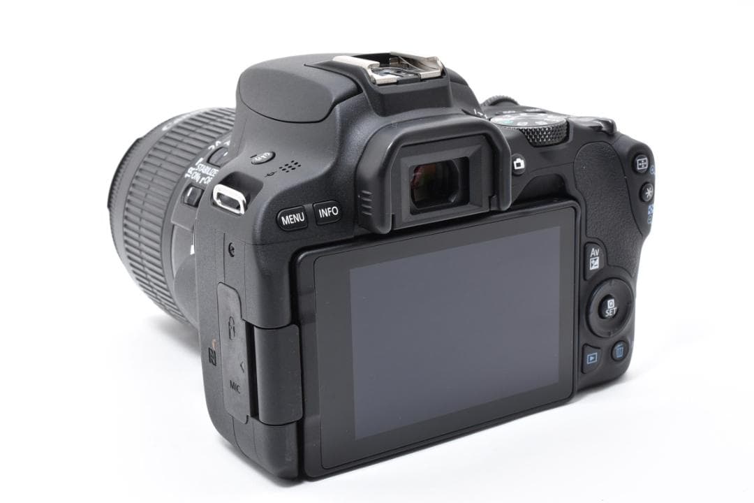 ★極上品★ ショット数159回 Canon EOS Kiss X9 レンズキット