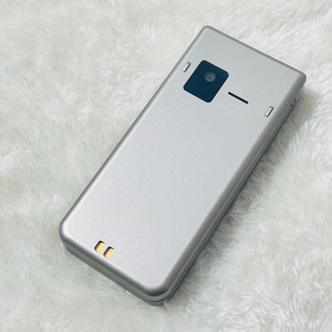 【極美品】docomo arrows ケータイ F-41C ゴールド