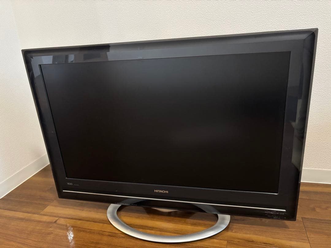 日立Wooo 32型 UT32-HV700B ステーション付／B-CASカード有