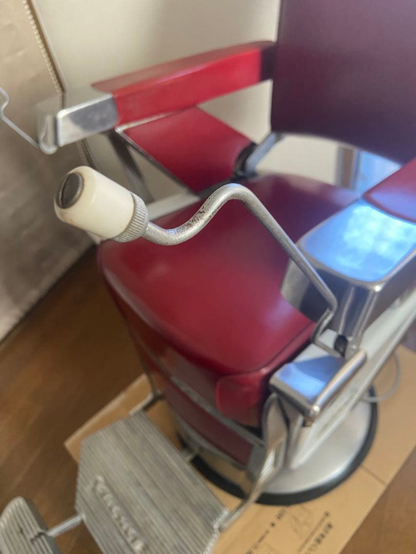 タカラベルモント 理容椅子 barber 昭和レトロ　床屋 美容室 純喫茶 銭湯